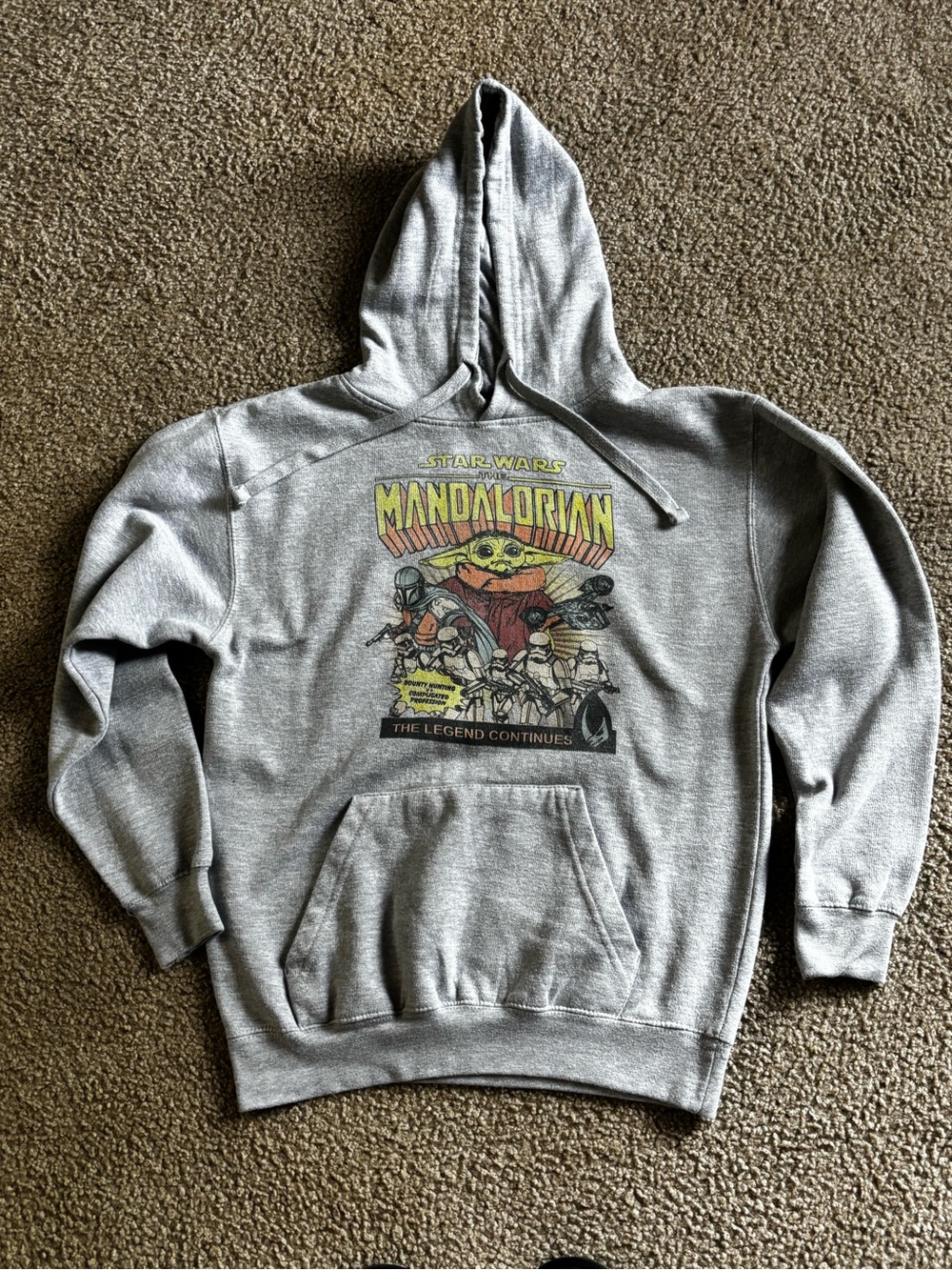 Star Wars Gray Pullover Hoodie with Yellow & Green Mandalorian Graphic